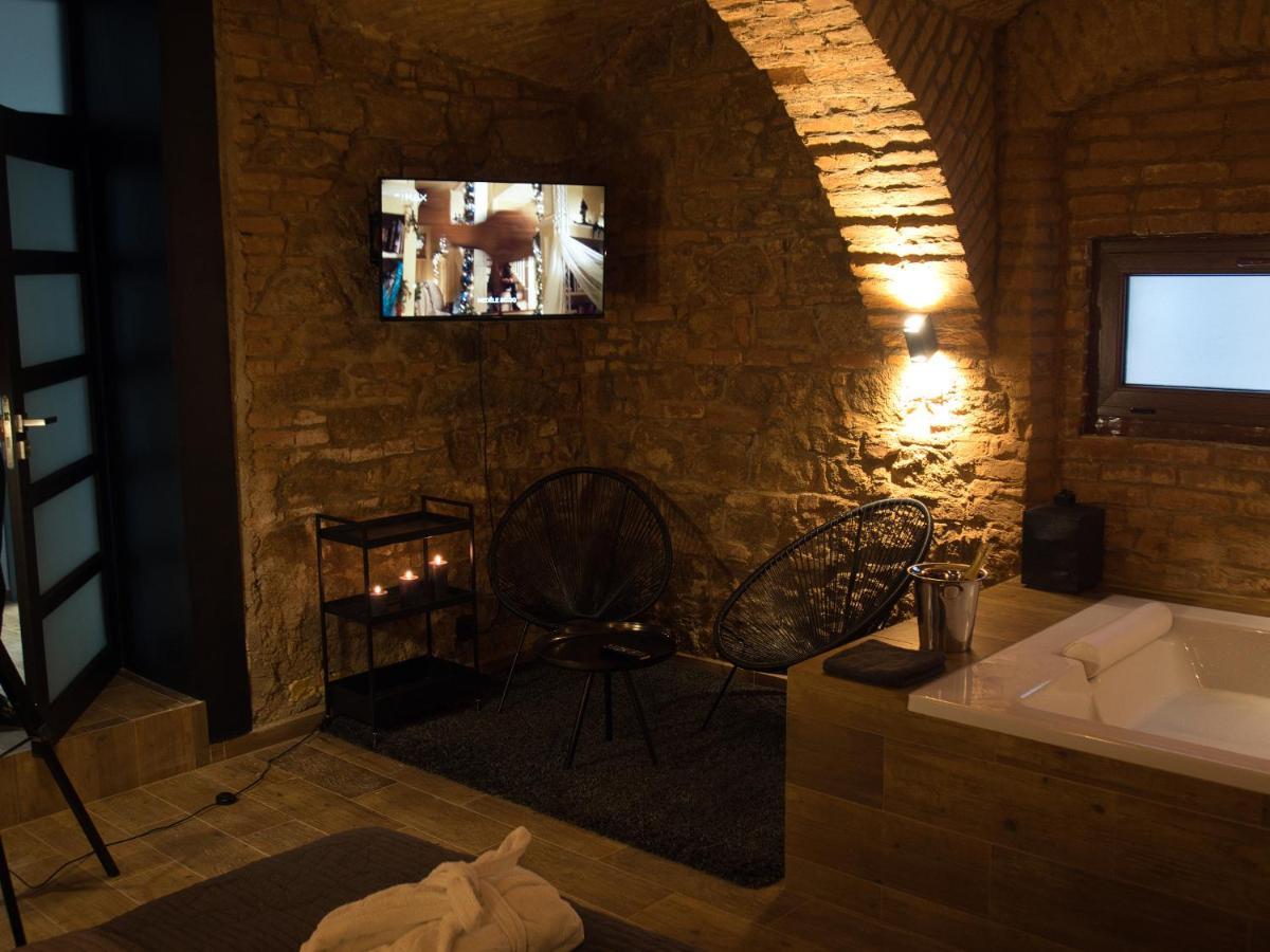 Wellness Gallery Apartments Liberec Extérieur photo