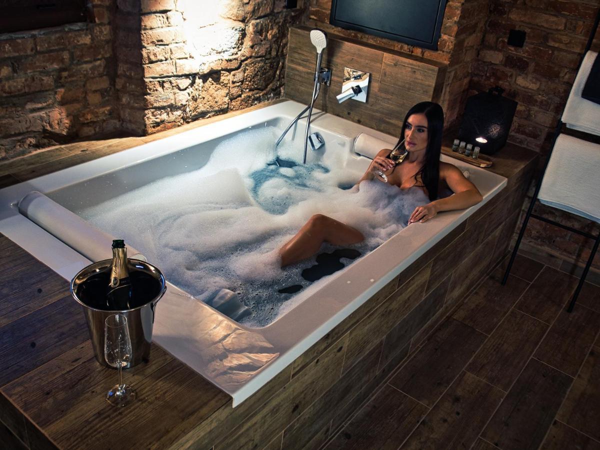 Wellness Gallery Apartments Liberec Extérieur photo